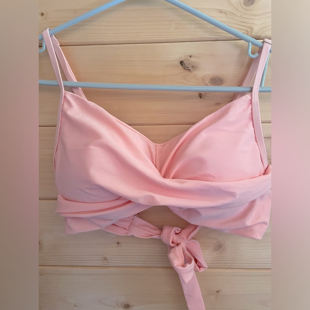 NWOT Wrap Around Swim Top
